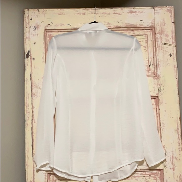 Cabi Sheer Top with Cutout Sleeves - Picture 4 of 6